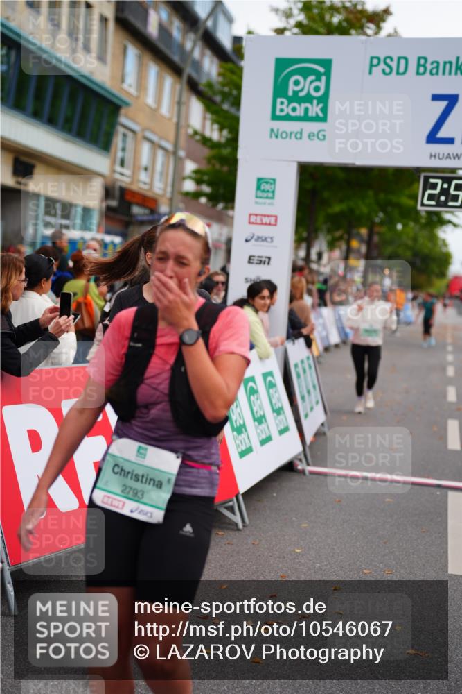 20.09.2026 - PSD Bank Halbmarathon LAZAROV Photography http://msf.ph/oto/10546067 20.09.2026 12:53:40 Ziel 1245, 2793, 2794, 4047 meine-sportfotos.de