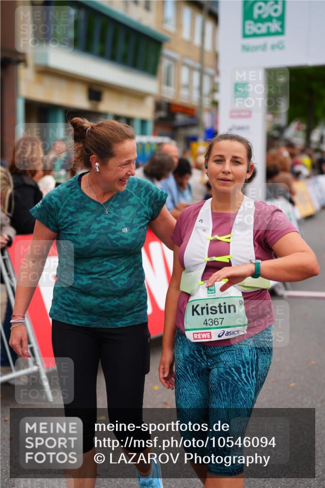 20.09.2026 - PSD Bank Halbmarathon LAZAROV Photography http://msf.ph/oto/10546094 20.09.2026 12:53:55 Ziel 4367 meine-sportfotos.de