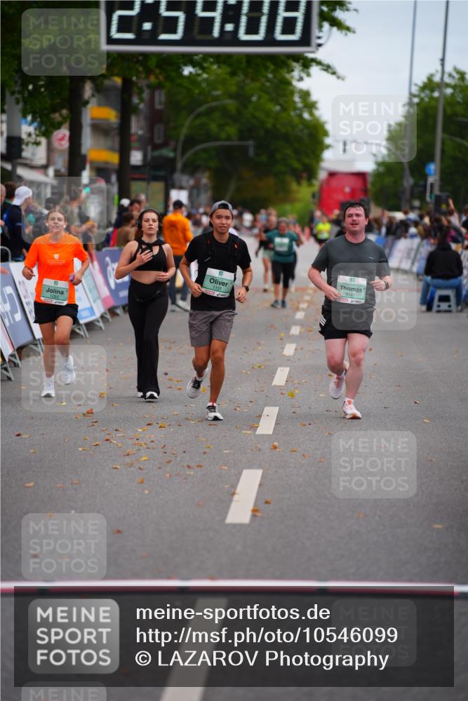 20.09.2026 - PSD Bank Halbmarathon LAZAROV Photography http://msf.ph/oto/10546099 20.09.2026 12:54:07 Ziel 1131, 1293, 3141 meine-sportfotos.de