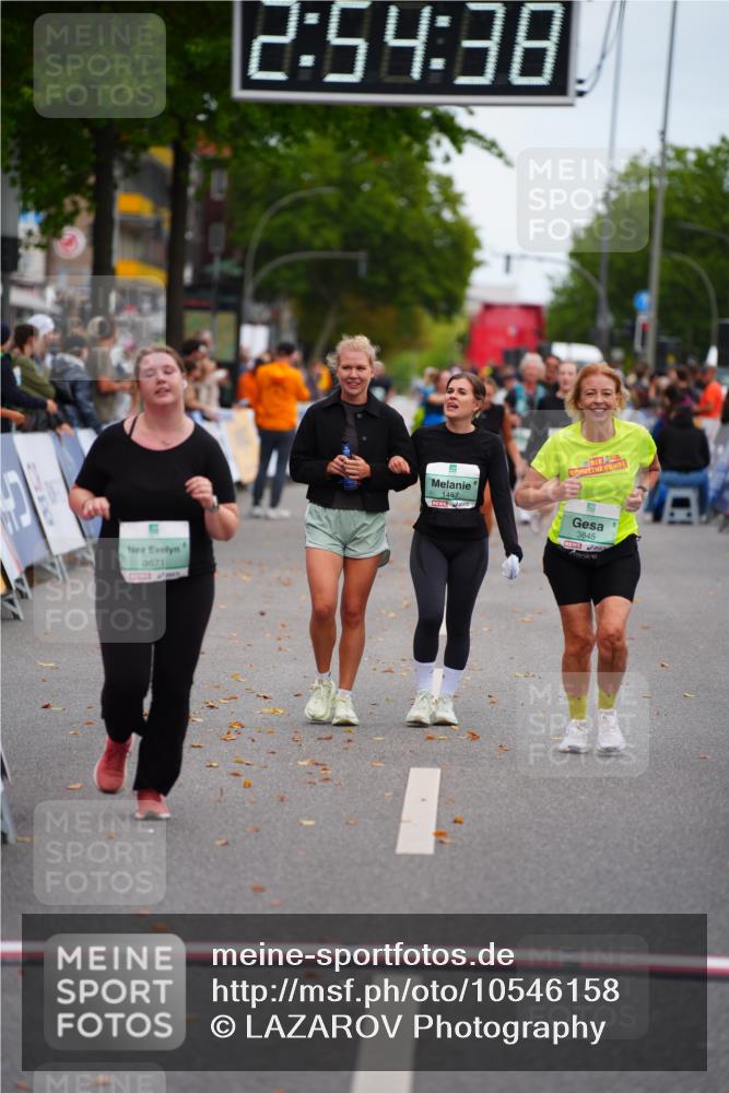 20.09.2026 - PSD Bank Halbmarathon LAZAROV Photography http://msf.ph/oto/10546158 20.09.2026 12:54:37 Ziel 3571, 3845 meine-sportfotos.de