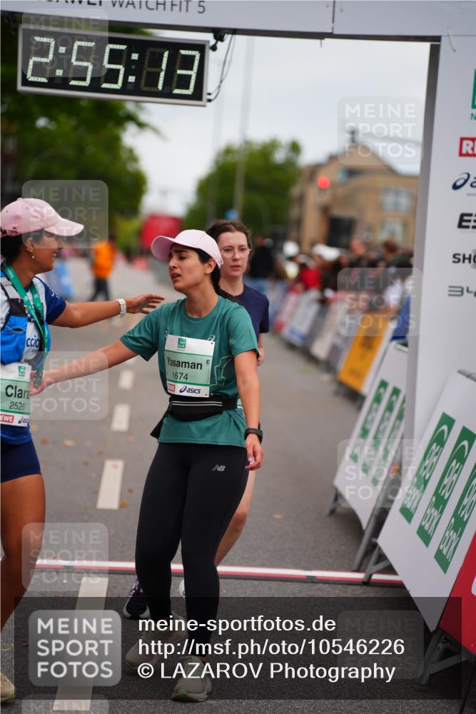 20.09.2026 - PSD Bank Halbmarathon LAZAROV Photography http://msf.ph/oto/10546226 20.09.2026 12:55:13 Ziel 1674, 2918 meine-sportfotos.de