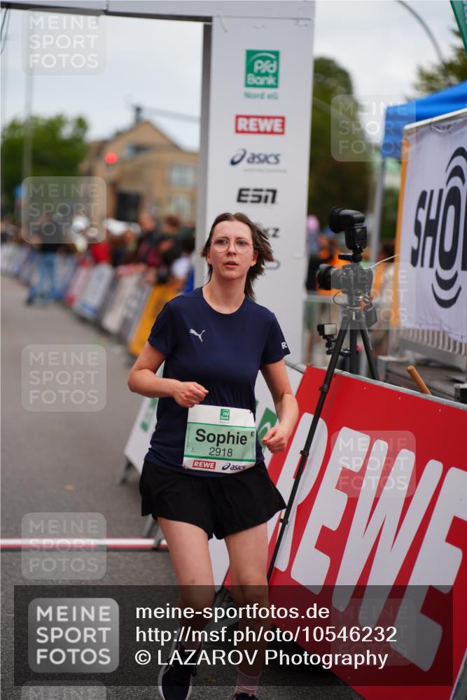 20.09.2026 - PSD Bank Halbmarathon LAZAROV Photography http://msf.ph/oto/10546232 20.09.2026 12:55:14 Ziel 2918 meine-sportfotos.de