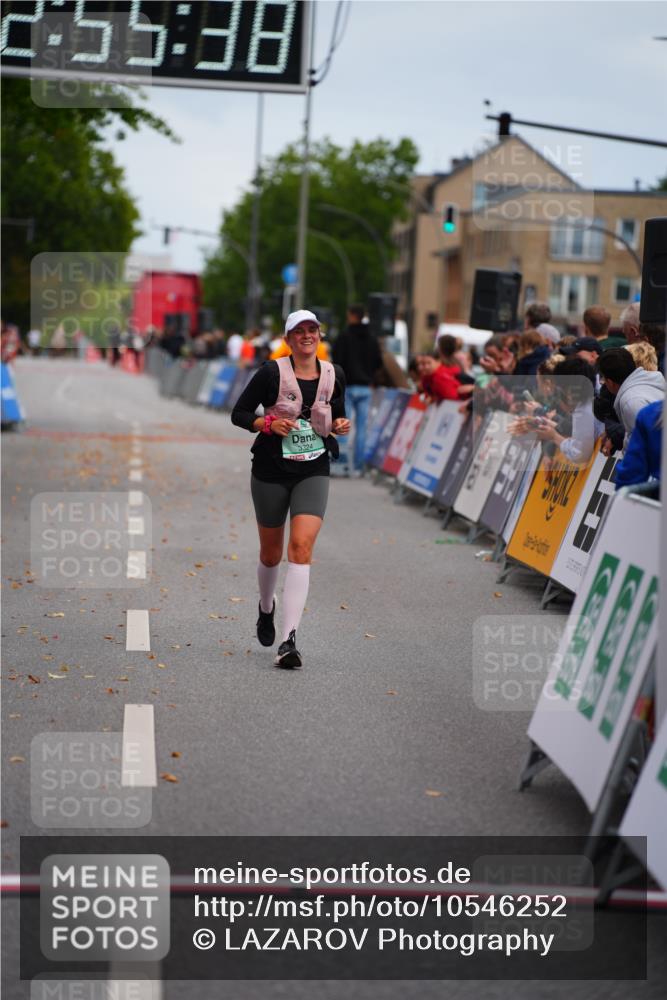 20.09.2026 - PSD Bank Halbmarathon LAZAROV Photography http://msf.ph/oto/10546252 20.09.2026 12:55:38 Ziel 3324 meine-sportfotos.de