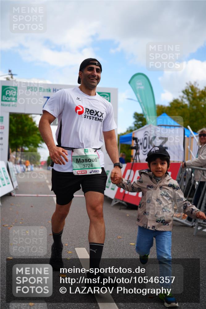 20.09.2026 - PSD Bank Halbmarathon LAZAROV Photography http://msf.ph/oto/10546357 20.09.2026 12:56:59 Ziel 1010, 3724 meine-sportfotos.de