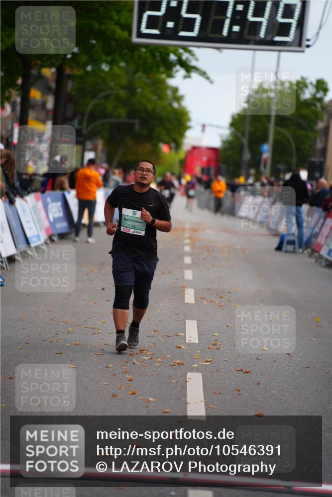 20.09.2026 - PSD Bank Halbmarathon LAZAROV Photography http://msf.ph/oto/10546391 20.09.2026 12:57:48 Ziel 1192 meine-sportfotos.de