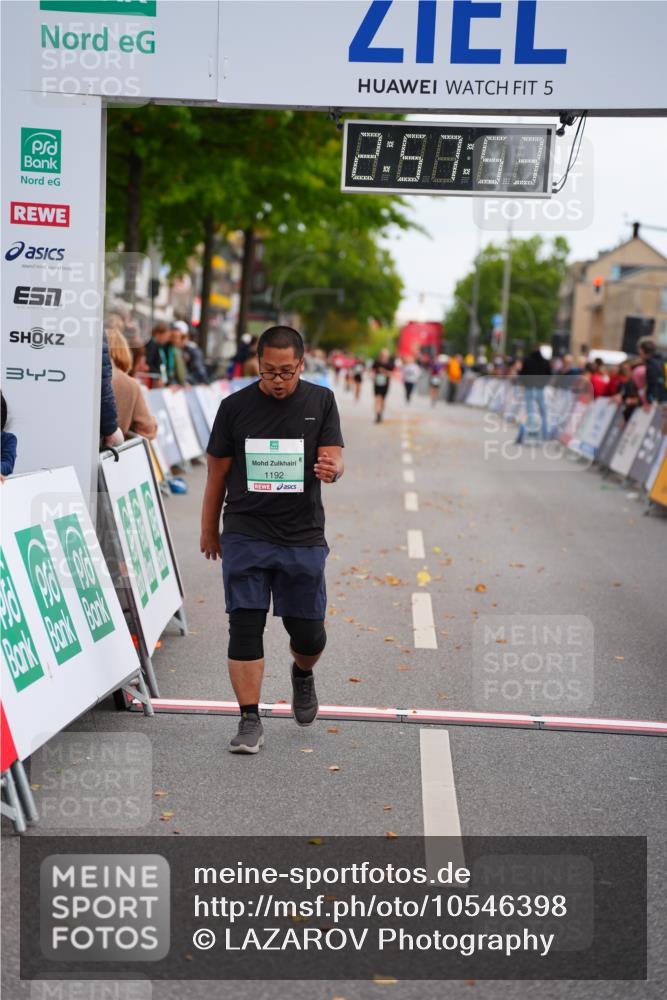 20.09.2026 - PSD Bank Halbmarathon LAZAROV Photography http://msf.ph/oto/10546398 20.09.2026 12:57:52 Ziel 1192 meine-sportfotos.de