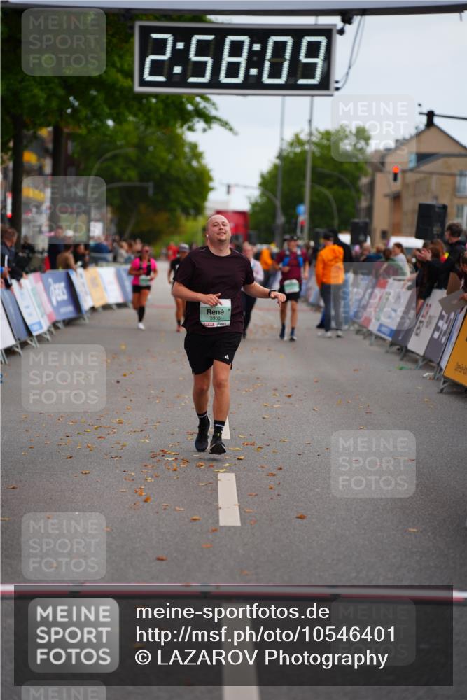 20.09.2026 - PSD Bank Halbmarathon LAZAROV Photography http://msf.ph/oto/10546401 20.09.2026 12:58:08 Ziel 3908 meine-sportfotos.de