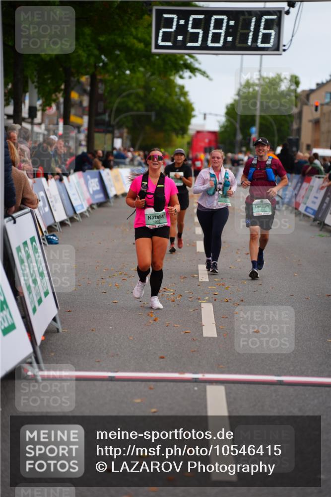 20.09.2026 - PSD Bank Halbmarathon LAZAROV Photography http://msf.ph/oto/10546415 20.09.2026 12:58:15 Ziel 1085, 1856, 1993, 3908 meine-sportfotos.de
