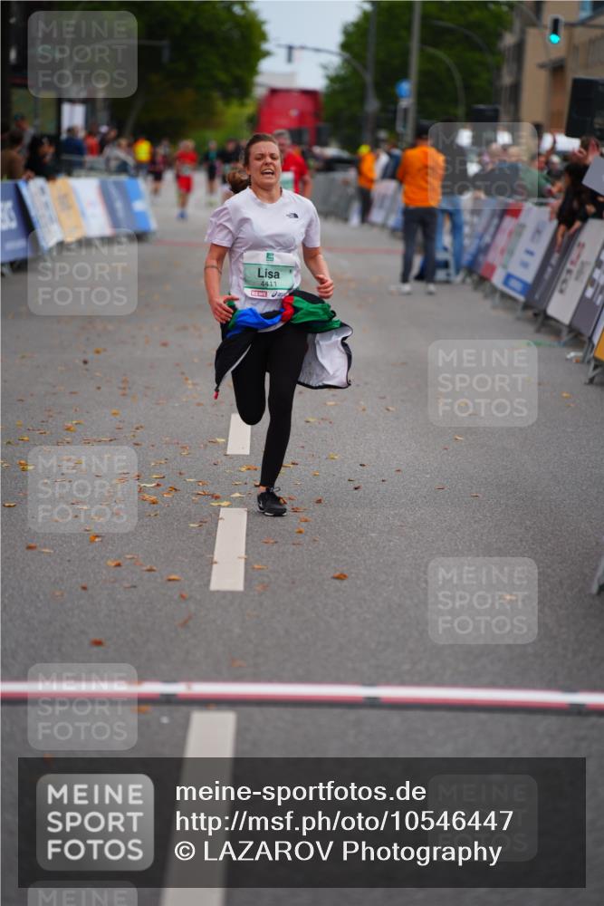 20.09.2026 - PSD Bank Halbmarathon LAZAROV Photography http://msf.ph/oto/10546447 20.09.2026 12:58:33 Ziel 4411 meine-sportfotos.de