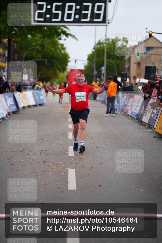 20.09.2026 - PSD Bank Halbmarathon LAZAROV Photography http://msf.ph/oto/10546464 20.09.2026 12:58:38 Ziel 1836, 4411 meine-sportfotos.de