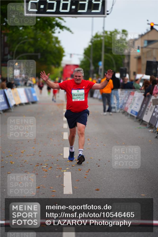 20.09.2026 - PSD Bank Halbmarathon LAZAROV Photography http://msf.ph/oto/10546465 20.09.2026 12:58:39 Ziel 1836, 4411 meine-sportfotos.de