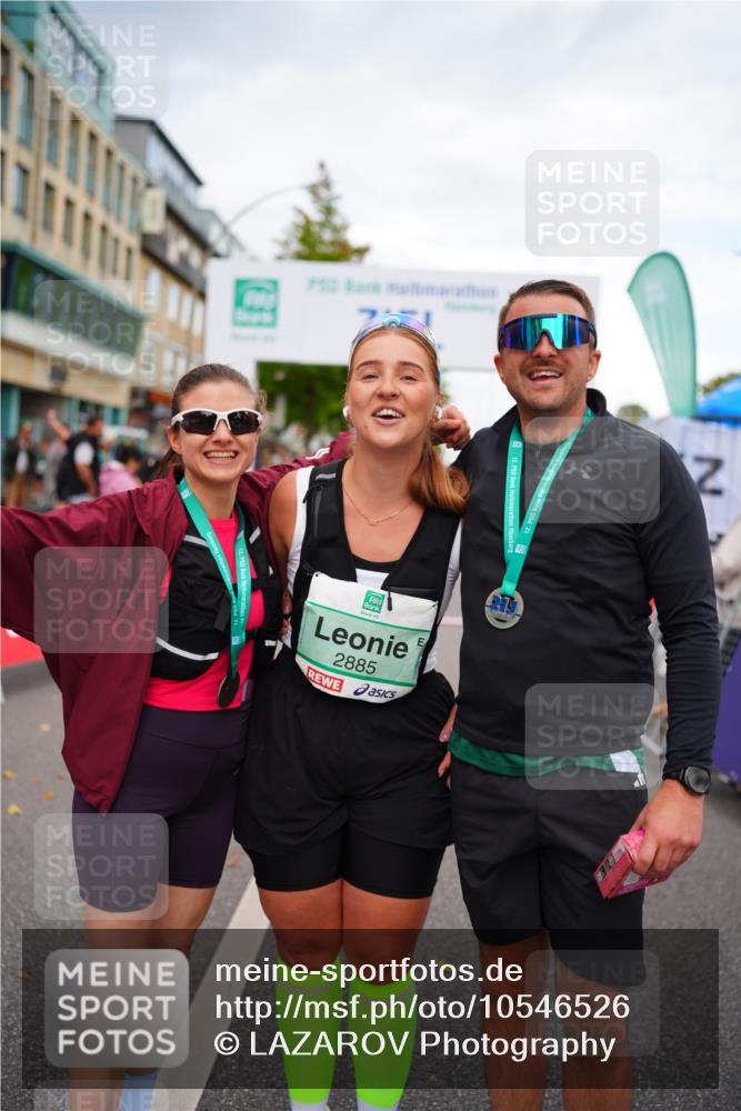 20.09.2026 - PSD Bank Halbmarathon LAZAROV Photography http://msf.ph/oto/10546526 20.09.2026 12:59:19 Ziel 2885 meine-sportfotos.de