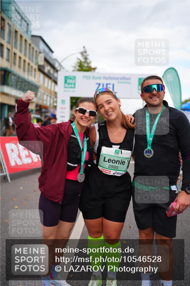20.09.2026 - PSD Bank Halbmarathon LAZAROV Photography http://msf.ph/oto/10546528 20.09.2026 12:59:20 Ziel 2885 meine-sportfotos.de