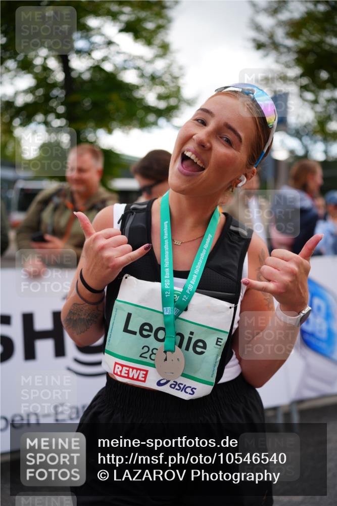 20.09.2026 - PSD Bank Halbmarathon LAZAROV Photography http://msf.ph/oto/10546540 20.09.2026 12:59:30 Ziel 2885 meine-sportfotos.de
