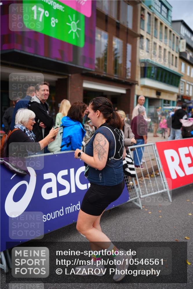 20.09.2026 - PSD Bank Halbmarathon LAZAROV Photography http://msf.ph/oto/10546561 20.09.2026 12:59:50 Ziel 1973, 3397 meine-sportfotos.de