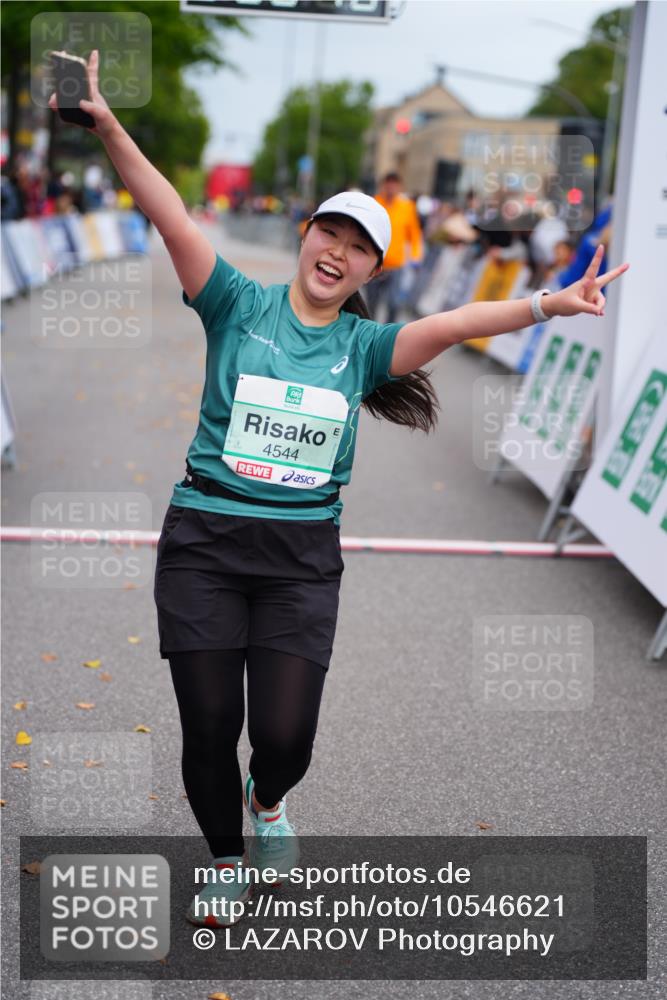 20.09.2026 - PSD Bank Halbmarathon LAZAROV Photography http://msf.ph/oto/10546621 20.09.2026 13:00:45 Ziel 4544 meine-sportfotos.de