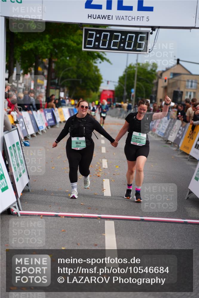 20.09.2026 - PSD Bank Halbmarathon LAZAROV Photography http://msf.ph/oto/10546684 20.09.2026 13:02:04 Ziel 2561, 2726 meine-sportfotos.de