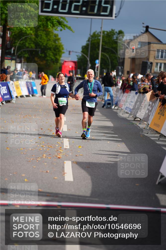 20.09.2026 - PSD Bank Halbmarathon LAZAROV Photography http://msf.ph/oto/10546696 20.09.2026 13:02:14 Ziel 4643, 2721 meine-sportfotos.de