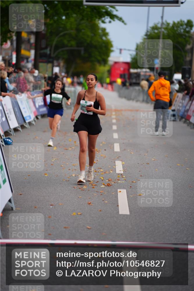20.09.2026 - PSD Bank Halbmarathon LAZAROV Photography http://msf.ph/oto/10546827 20.09.2026 13:03:56 Ziel 2192, 4250 meine-sportfotos.de
