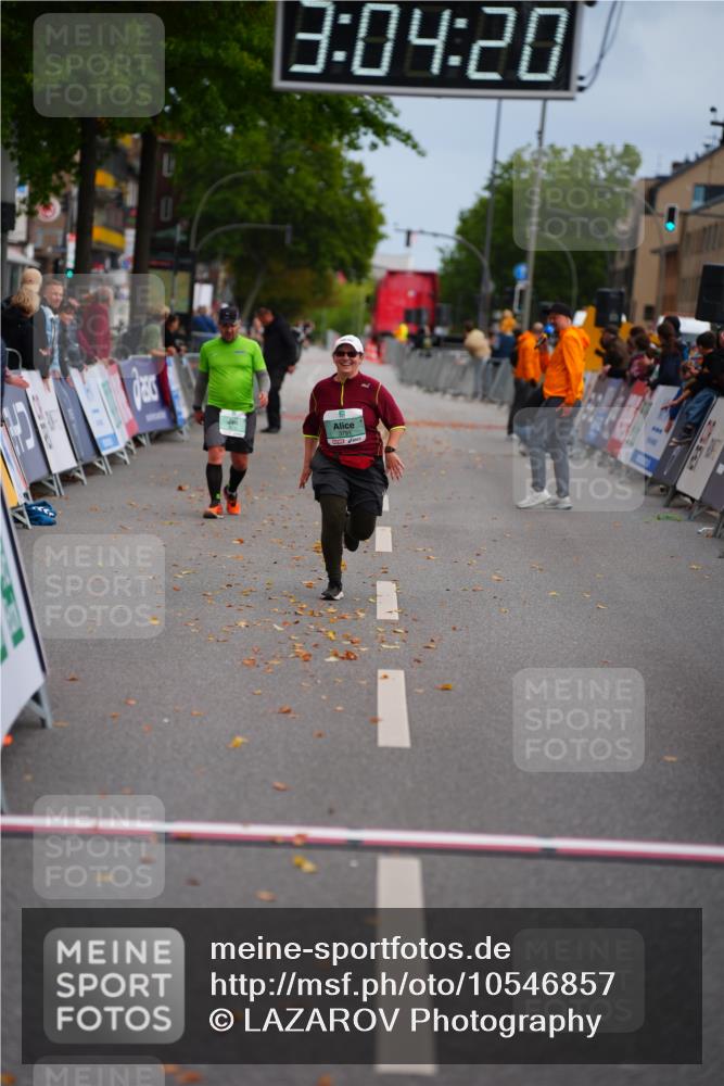 20.09.2026 - PSD Bank Halbmarathon LAZAROV Photography http://msf.ph/oto/10546857 20.09.2026 13:04:20 Ziel 3791 meine-sportfotos.de