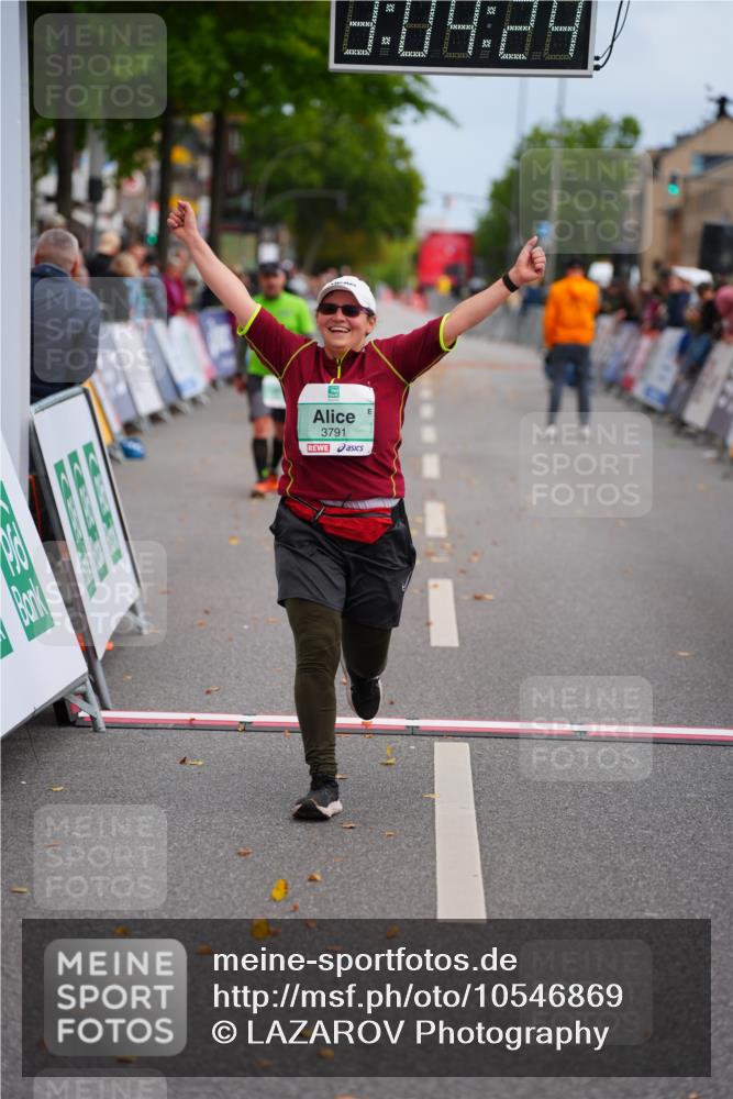 20.09.2026 - PSD Bank Halbmarathon LAZAROV Photography http://msf.ph/oto/10546869 20.09.2026 13:04:24 Ziel 3791 meine-sportfotos.de