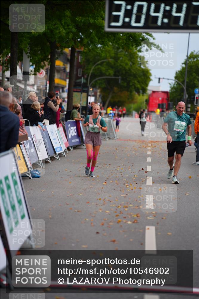 20.09.2026 - PSD Bank Halbmarathon LAZAROV Photography http://msf.ph/oto/10546902 20.09.2026 13:04:46 Ziel 2506, 3933 meine-sportfotos.de