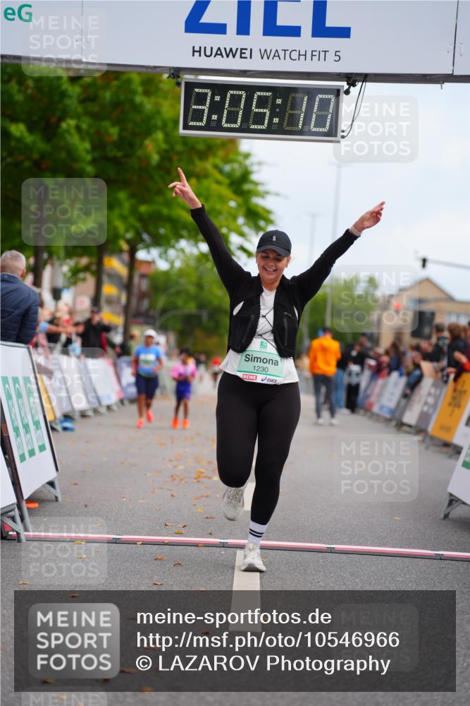 20.09.2026 - PSD Bank Halbmarathon LAZAROV Photography http://msf.ph/oto/10546966 20.09.2026 13:05:10 Ziel 1230 meine-sportfotos.de