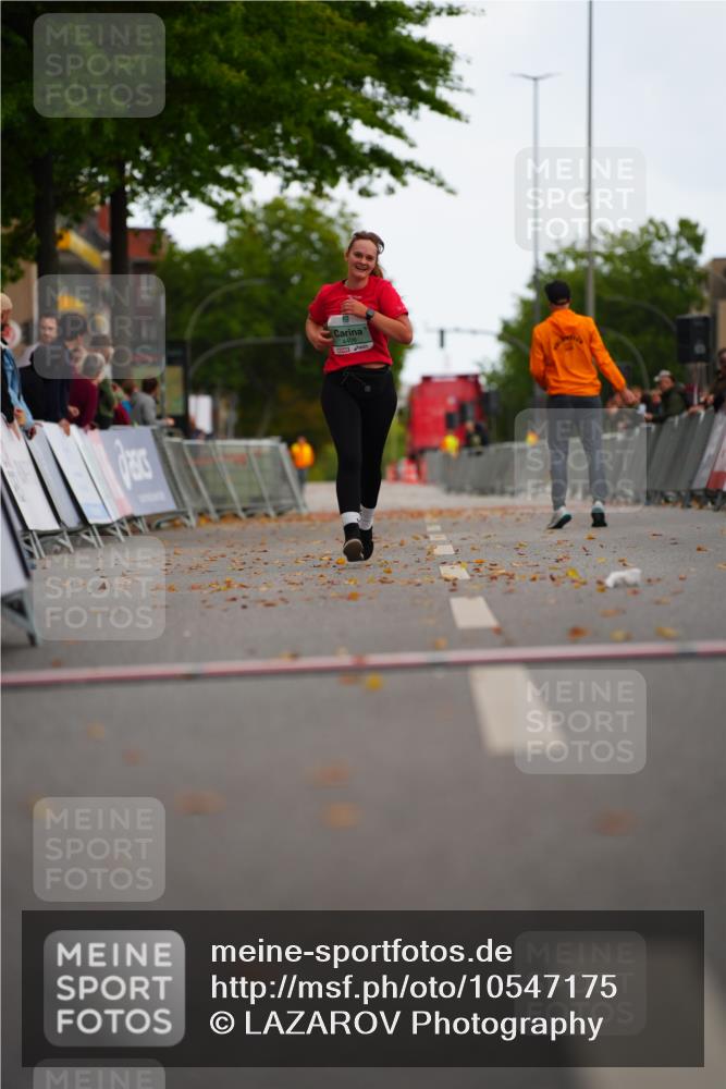 20.09.2026 - PSD Bank Halbmarathon LAZAROV Photography http://msf.ph/oto/10547175 20.09.2026 13:07:47 Ziel 4408 meine-sportfotos.de