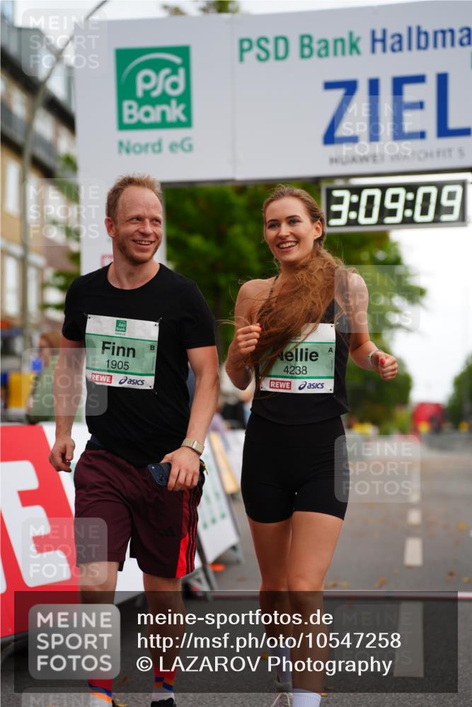 20.09.2026 - PSD Bank Halbmarathon LAZAROV Photography http://msf.ph/oto/10547258 20.09.2026 13:09:08 Ziel 1905, 4238 meine-sportfotos.de
