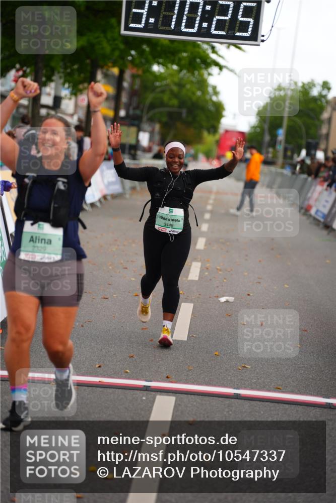 20.09.2026 - PSD Bank Halbmarathon LAZAROV Photography http://msf.ph/oto/10547337 20.09.2026 13:10:25 Ziel 2329, 3449 meine-sportfotos.de