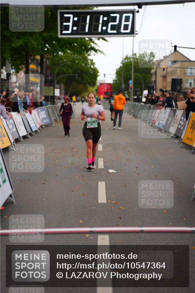 20.09.2026 - PSD Bank Halbmarathon LAZAROV Photography http://msf.ph/oto/10547364 20.09.2026 13:11:28 Ziel 3642 meine-sportfotos.de