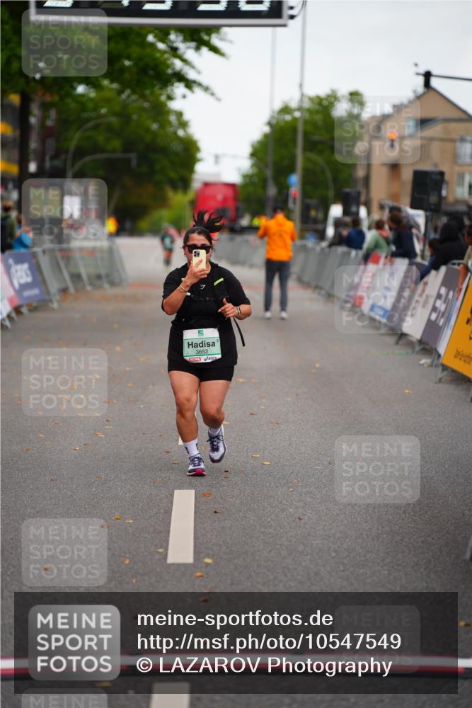 20.09.2026 - PSD Bank Halbmarathon LAZAROV Photography http://msf.ph/oto/10547549 20.09.2026 13:13:57 Ziel 3652 meine-sportfotos.de