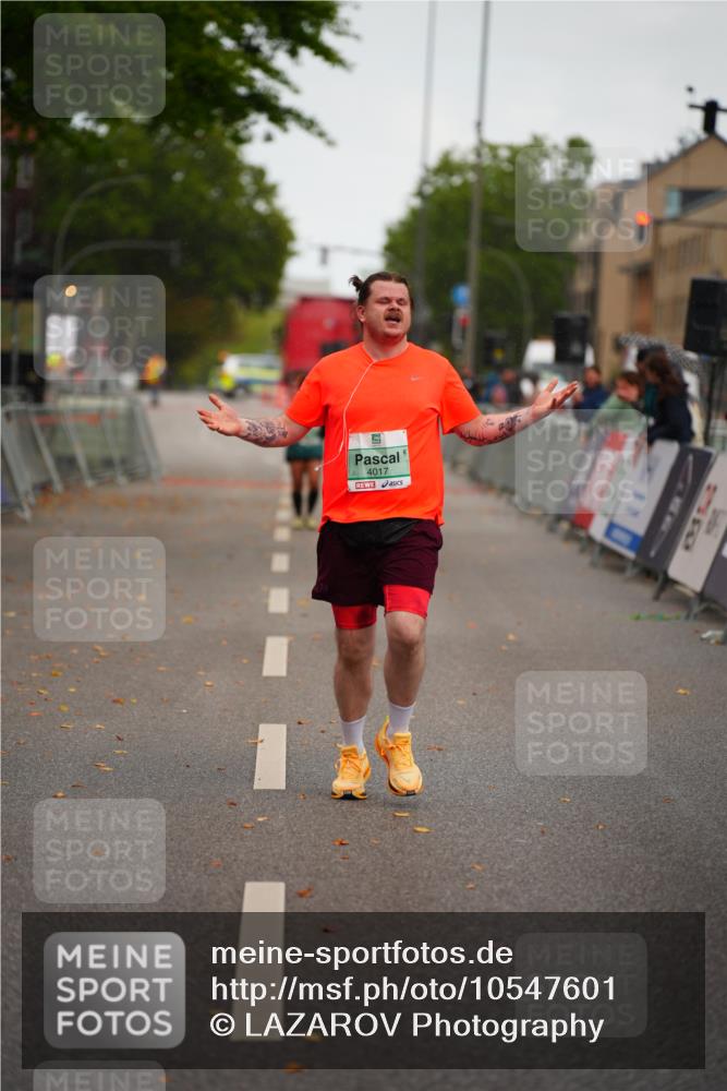 20.09.2026 - PSD Bank Halbmarathon LAZAROV Photography http://msf.ph/oto/10547601 20.09.2026 13:14:16 Ziel 4017 meine-sportfotos.de