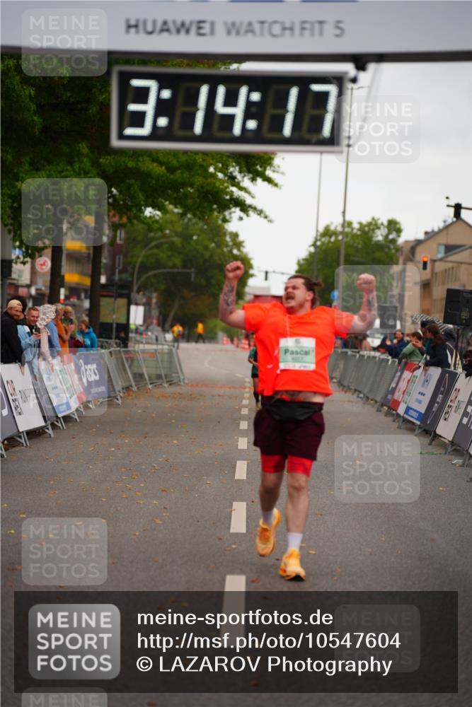 20.09.2026 - PSD Bank Halbmarathon LAZAROV Photography http://msf.ph/oto/10547604 20.09.2026 13:14:16 Ziel 4017 meine-sportfotos.de