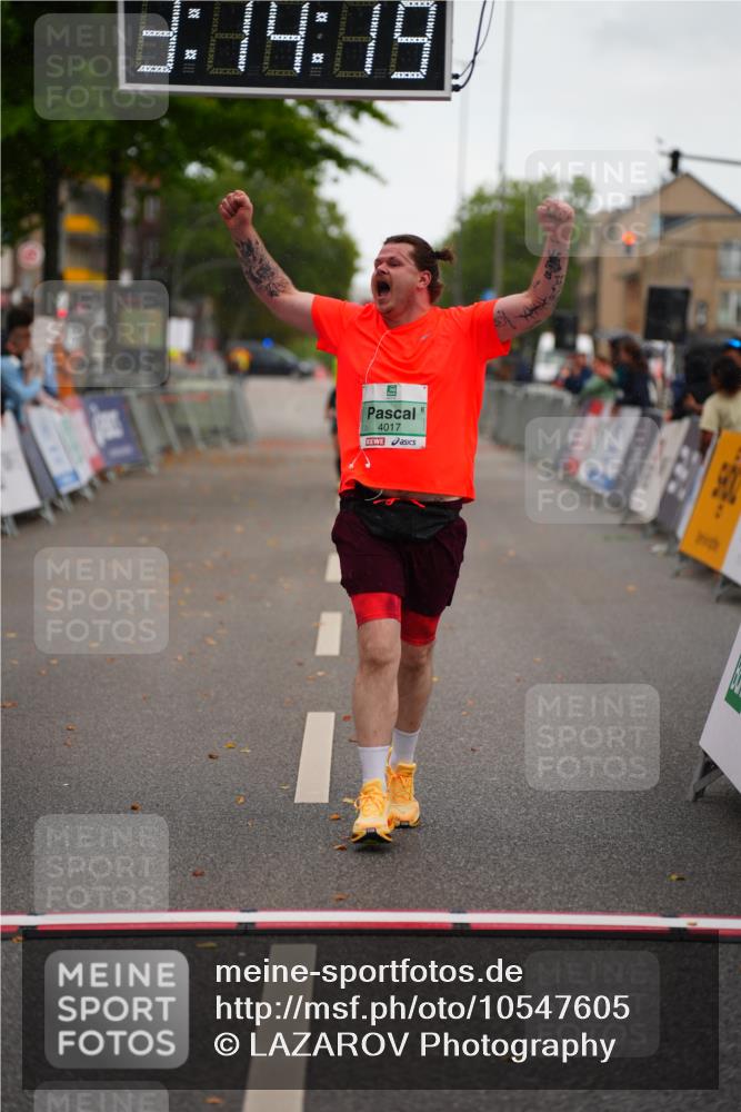 20.09.2026 - PSD Bank Halbmarathon LAZAROV Photography http://msf.ph/oto/10547605 20.09.2026 13:14:18 Ziel 4017 meine-sportfotos.de