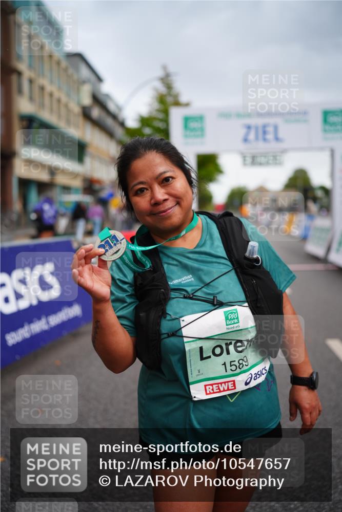 20.09.2026 - PSD Bank Halbmarathon LAZAROV Photography http://msf.ph/oto/10547657 20.09.2026 13:14:53 Ziel 1589 meine-sportfotos.de