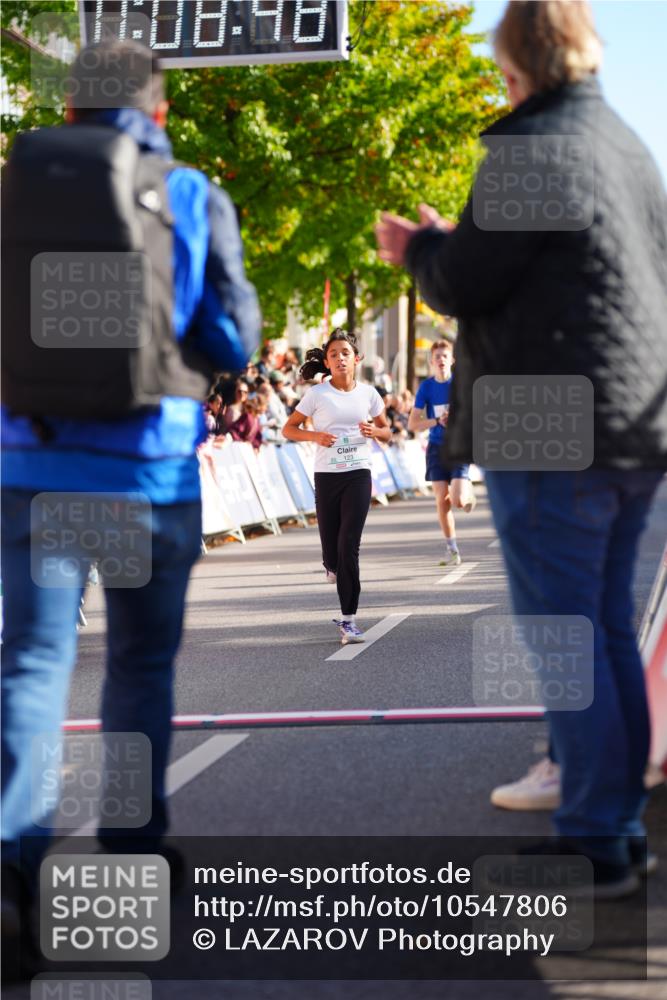 20.09.2026 - PSD Bank Halbmarathon LAZAROV Photography http://msf.ph/oto/10547806 20.09.2026 10:28:12 Ziel 123, 130, 250, 271, 419, 445 meine-sportfotos.de