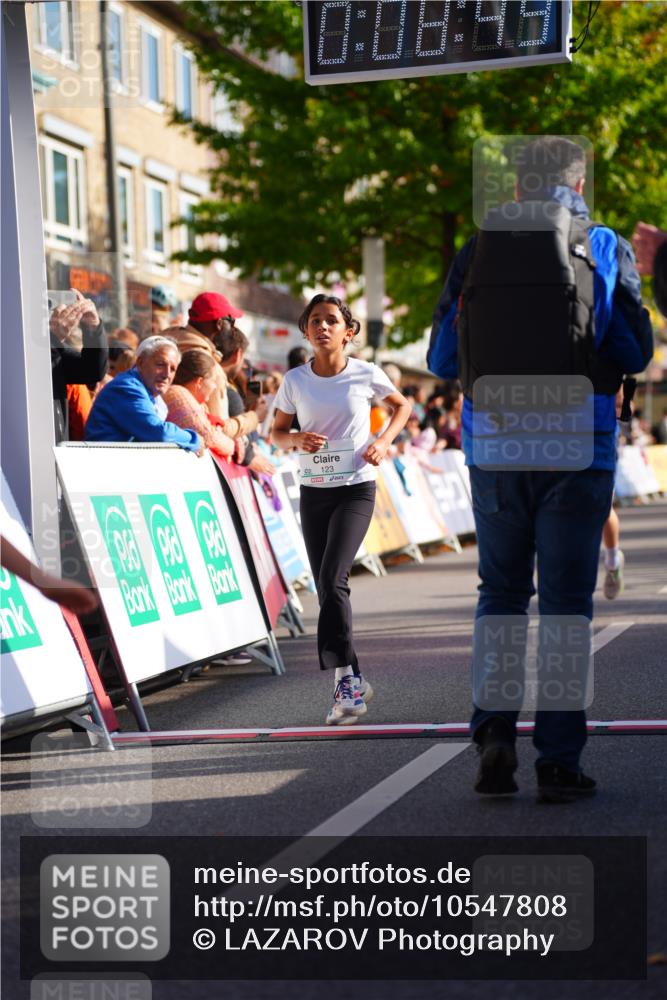 20.09.2026 - PSD Bank Halbmarathon LAZAROV Photography http://msf.ph/oto/10547808 20.09.2026 10:28:14 Ziel 123, 130, 250, 262, 271, 419, 445 meine-sportfotos.de