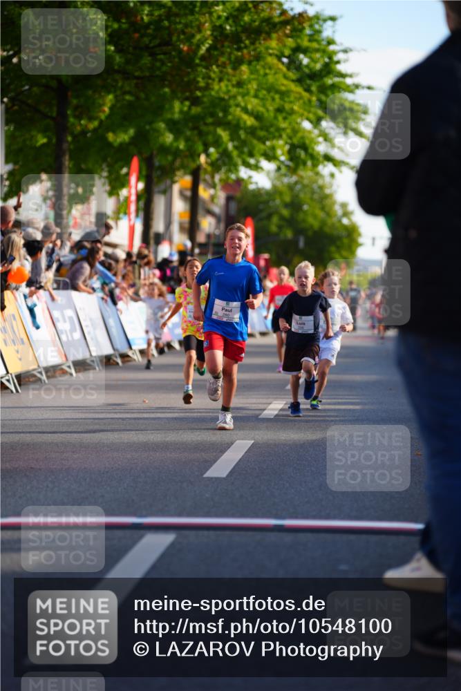 20.09.2026 - PSD Bank Halbmarathon LAZAROV Photography http://msf.ph/oto/10548100 20.09.2026 10:31:18 Ziel 115, 155, 245, 280, 309, 326, 358, 394, 448 meine-sportfotos.de
