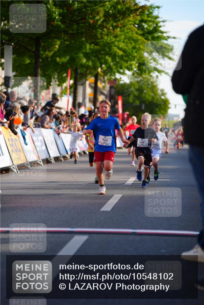20.09.2026 - PSD Bank Halbmarathon LAZAROV Photography http://msf.ph/oto/10548102 20.09.2026 10:31:18 Ziel 115, 155, 245, 280, 309, 326, 358, 394, 448 meine-sportfotos.de