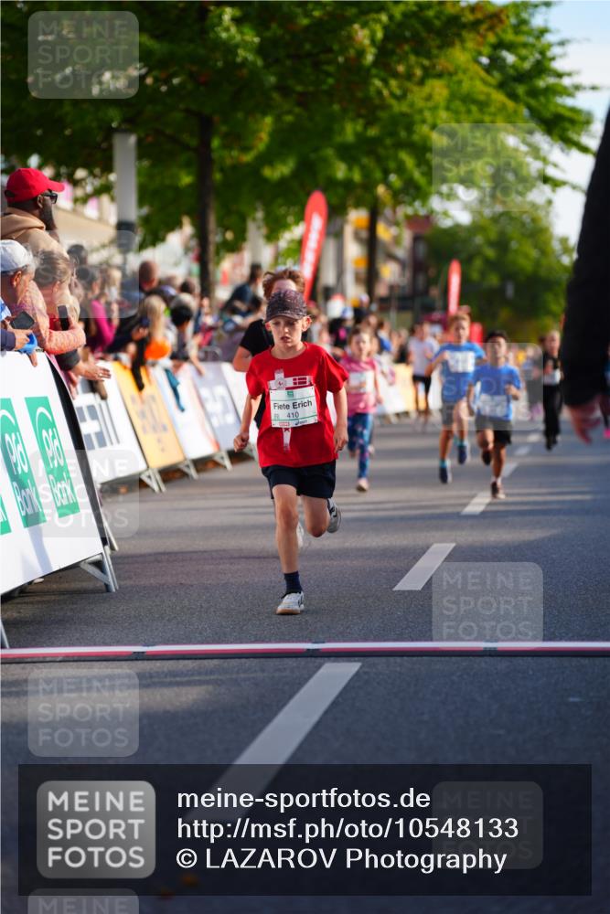 20.09.2026 - PSD Bank Halbmarathon LAZAROV Photography http://msf.ph/oto/10548133 20.09.2026 10:31:31 Ziel 104, 108, 146, 158, 215, 217, 223, 265, 307, 353, 395, 398, 407, 410, 439 meine-sportfotos.de