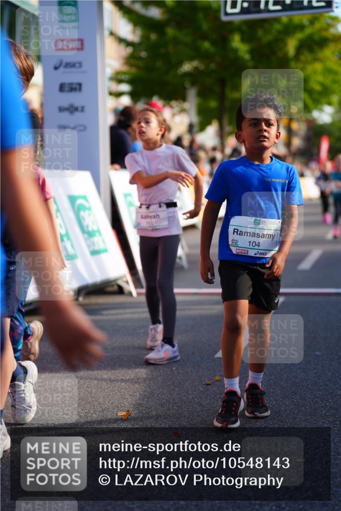 20.09.2026 - PSD Bank Halbmarathon LAZAROV Photography http://msf.ph/oto/10548143 20.09.2026 10:31:36 Ziel 104, 208, 210, 215, 217, 219, 223, 260, 265, 307, 375, 398, 407, 410, 414, 450 meine-sportfotos.de