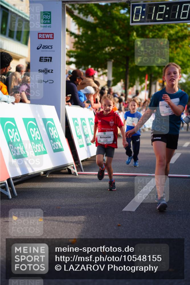 20.09.2026 - PSD Bank Halbmarathon LAZAROV Photography http://msf.ph/oto/10548155 20.09.2026 10:31:42 Ziel 189, 208, 210, 219, 223, 260, 265, 322, 375, 414, 450 meine-sportfotos.de