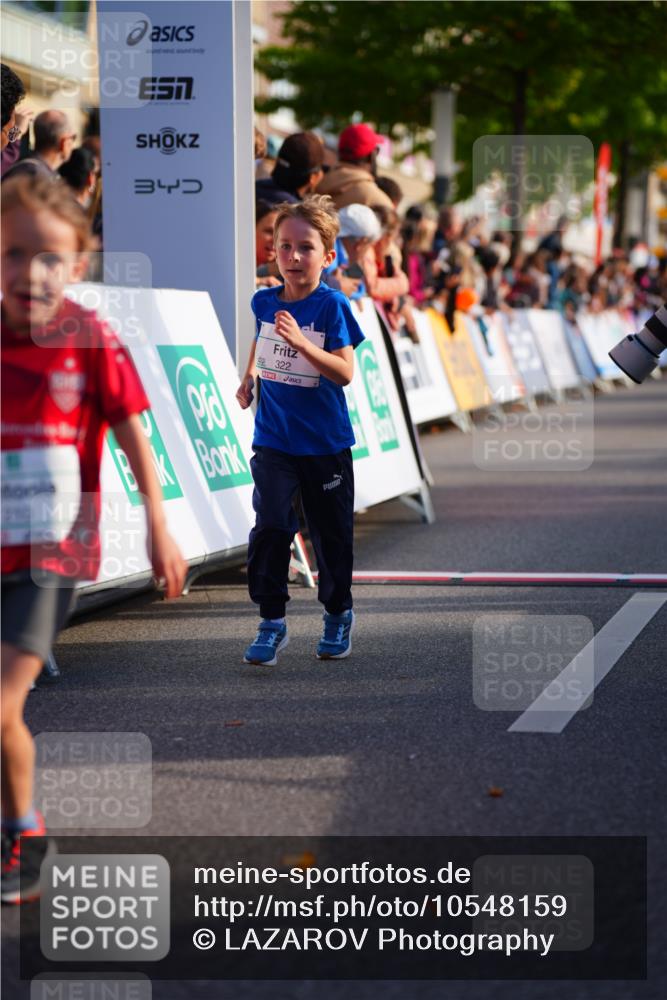 20.09.2026 - PSD Bank Halbmarathon LAZAROV Photography http://msf.ph/oto/10548159 20.09.2026 10:31:43 Ziel 189, 208, 210, 219, 223, 260, 322, 375, 414, 450 meine-sportfotos.de