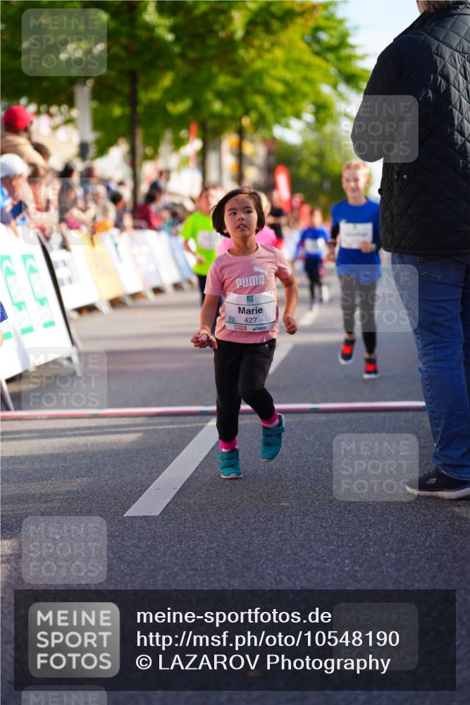 20.09.2026 - PSD Bank Halbmarathon LAZAROV Photography http://msf.ph/oto/10548190 20.09.2026 10:32:01 Ziel 225, 277, 298, 336, 399, 416, 426, 427, 451, 458 meine-sportfotos.de