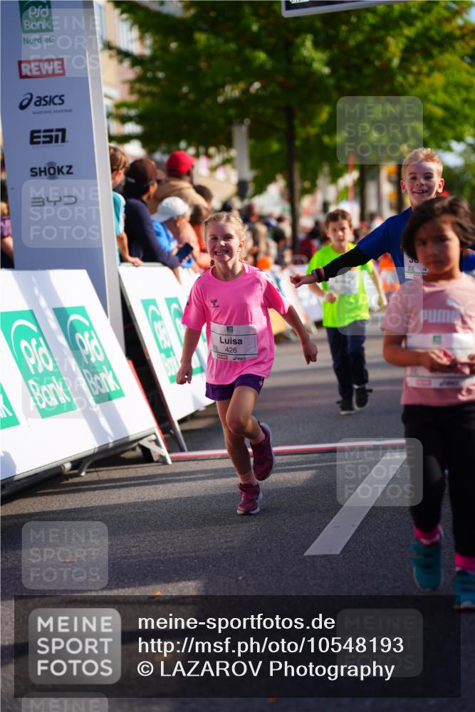 20.09.2026 - PSD Bank Halbmarathon LAZAROV Photography http://msf.ph/oto/10548193 20.09.2026 10:32:02 Ziel 225, 277, 298, 336, 399, 416, 426, 427, 451, 458 meine-sportfotos.de