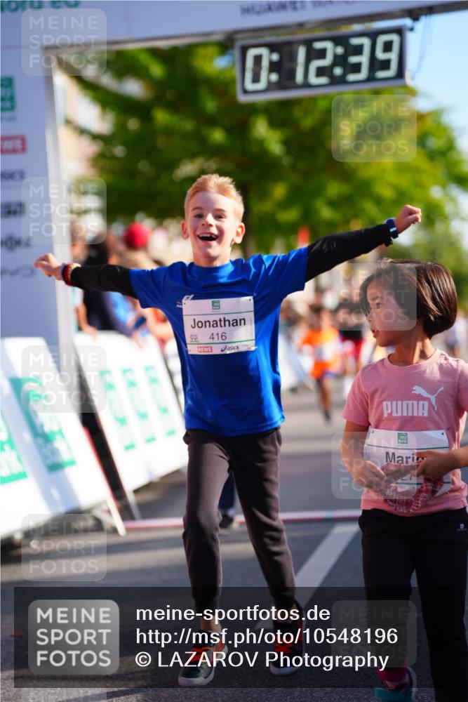 20.09.2026 - PSD Bank Halbmarathon LAZAROV Photography http://msf.ph/oto/10548196 20.09.2026 10:32:03 Ziel 225, 276, 277, 298, 336, 399, 416, 426, 427, 451, 458 meine-sportfotos.de