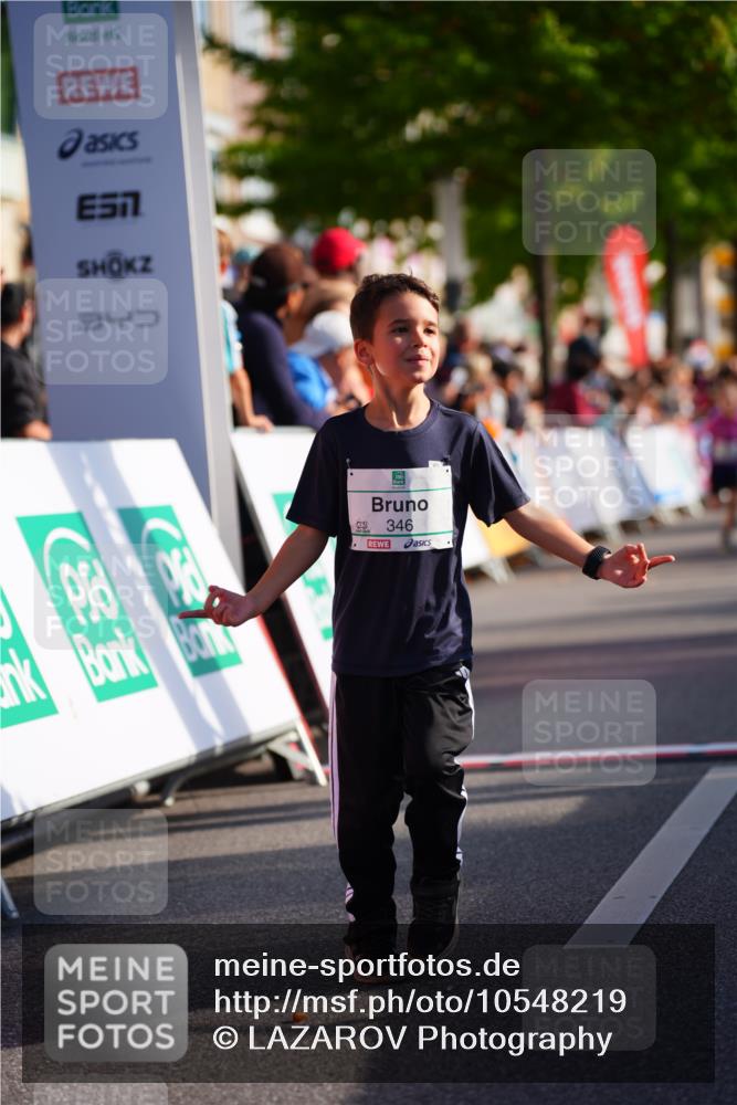 20.09.2026 - PSD Bank Halbmarathon LAZAROV Photography http://msf.ph/oto/10548219 20.09.2026 10:32:15 Ziel 117, 120, 153, 164, 170, 205, 226, 249, 276, 285, 346, 373, 453 meine-sportfotos.de