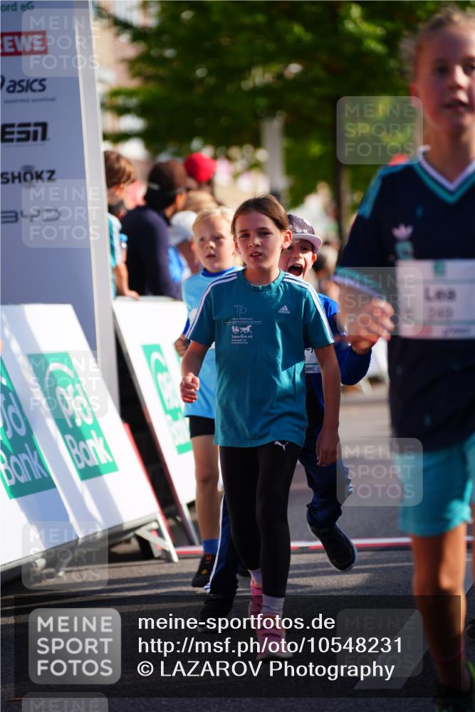 20.09.2026 - PSD Bank Halbmarathon LAZAROV Photography http://msf.ph/oto/10548231 20.09.2026 10:32:20 Ziel 117, 120, 164, 170, 205, 249, 272, 285, 299, 300, 346, 453 meine-sportfotos.de