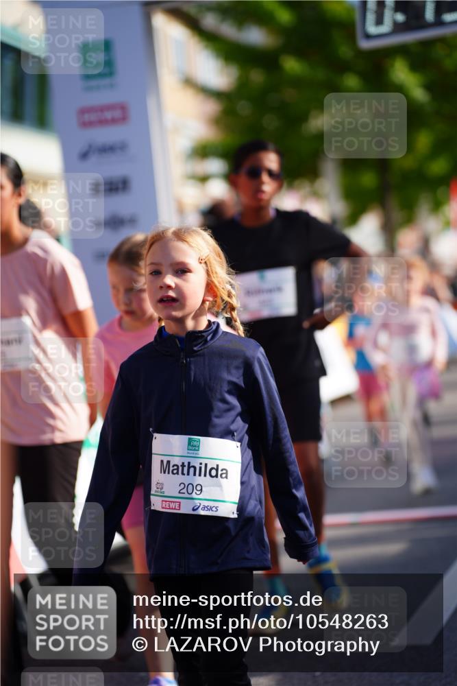 20.09.2026 - PSD Bank Halbmarathon LAZAROV Photography http://msf.ph/oto/10548263 20.09.2026 10:32:40 Ziel 118, 125, 129, 133, 178, 179, 182, 184, 191, 198, 200, 209, 244, 248, 288, 313, 333, 359, 396, 425, 443, 454 meine-sportfotos.de